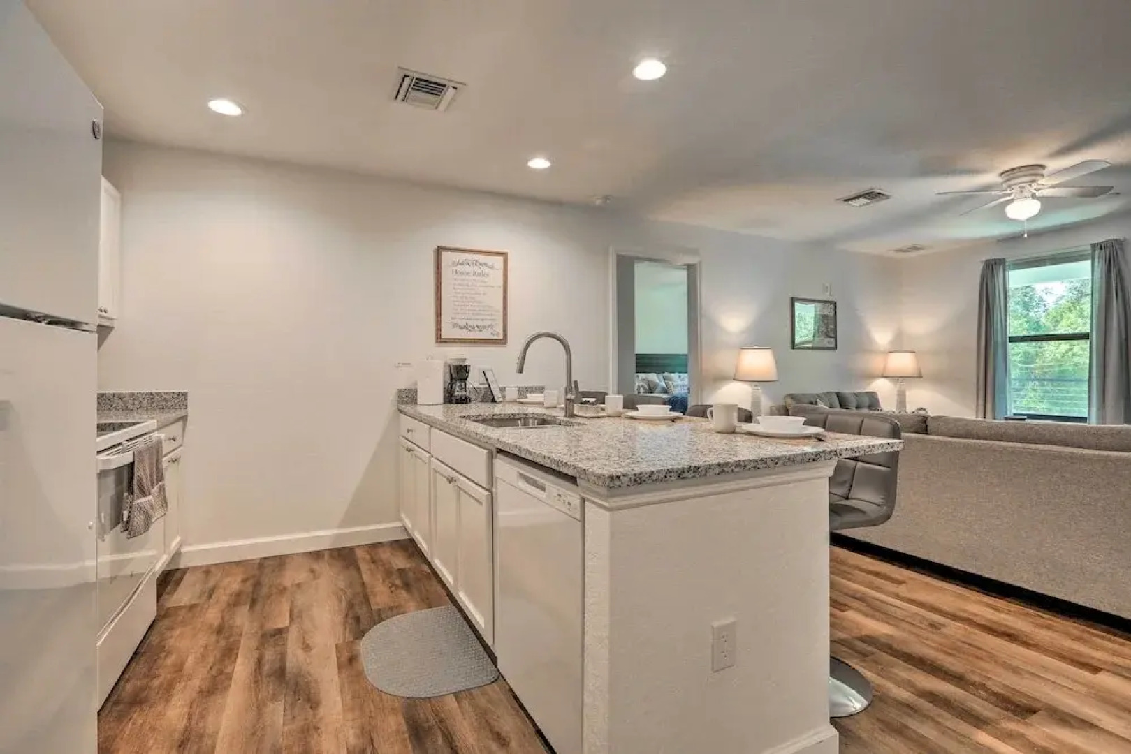 Labelle Apartment ~ 45 Mi to Fort Myers Beach