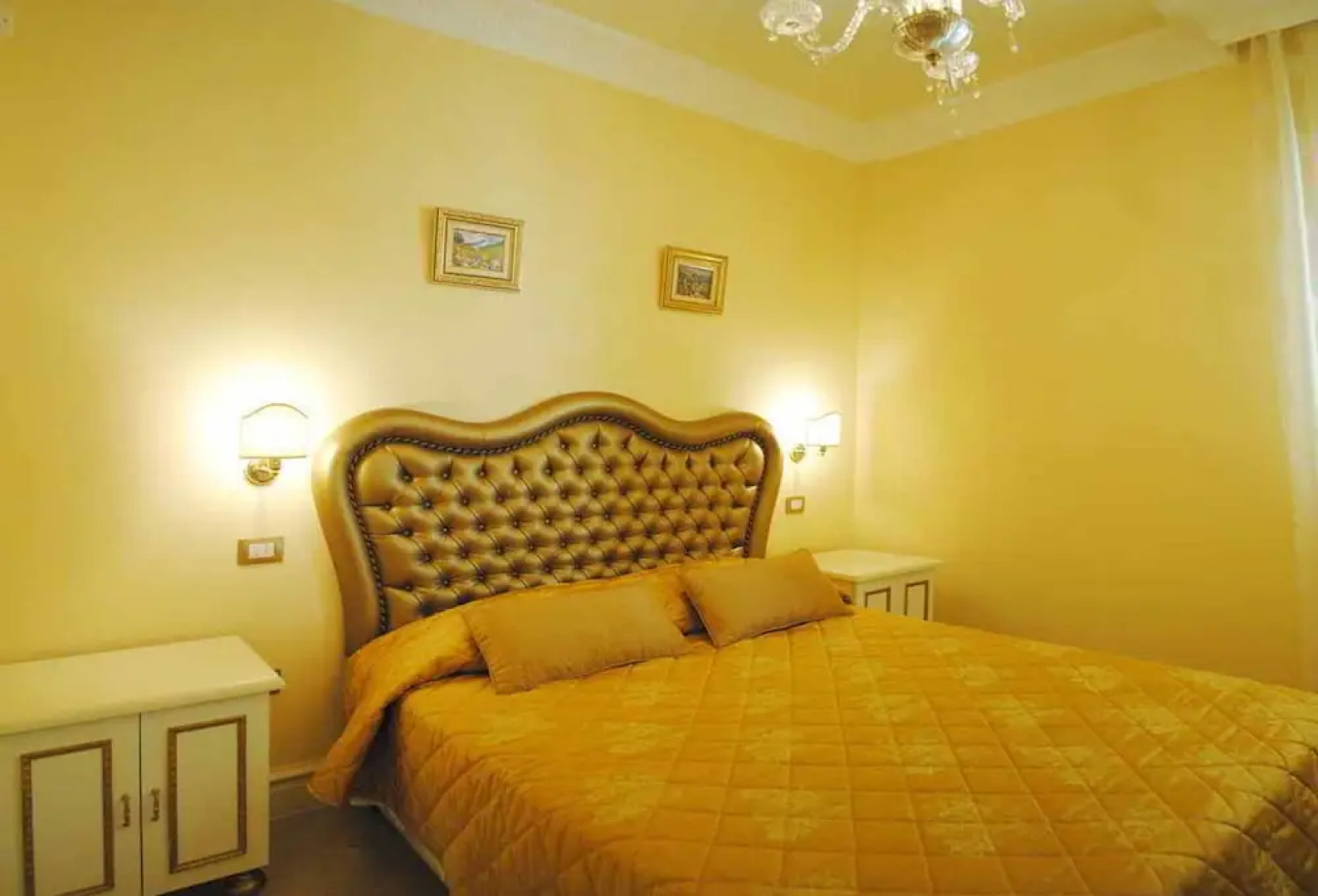 Villa with 5 Bedrooms in Montelabbate, with Wonderful Sea View, Private Pool, Enclosed Garden - 13 Km From the Beach