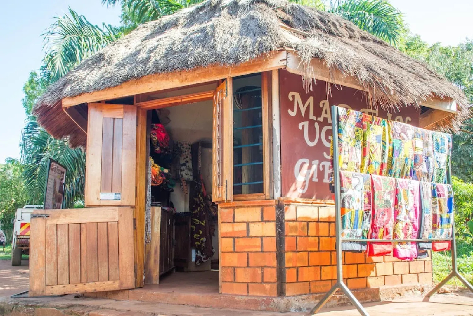 New Court View Hotel