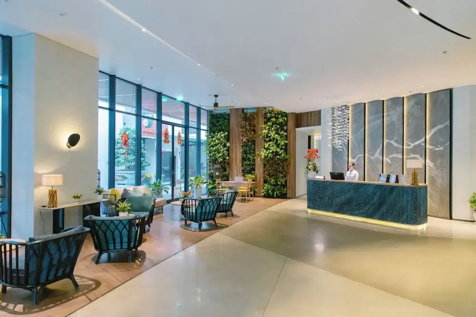 Central Plaza Hotel - My Tho