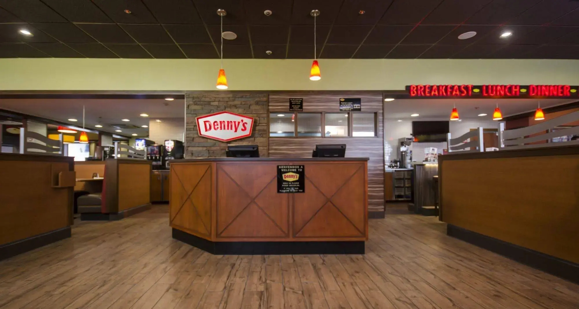 Irazu Hotel & Studios