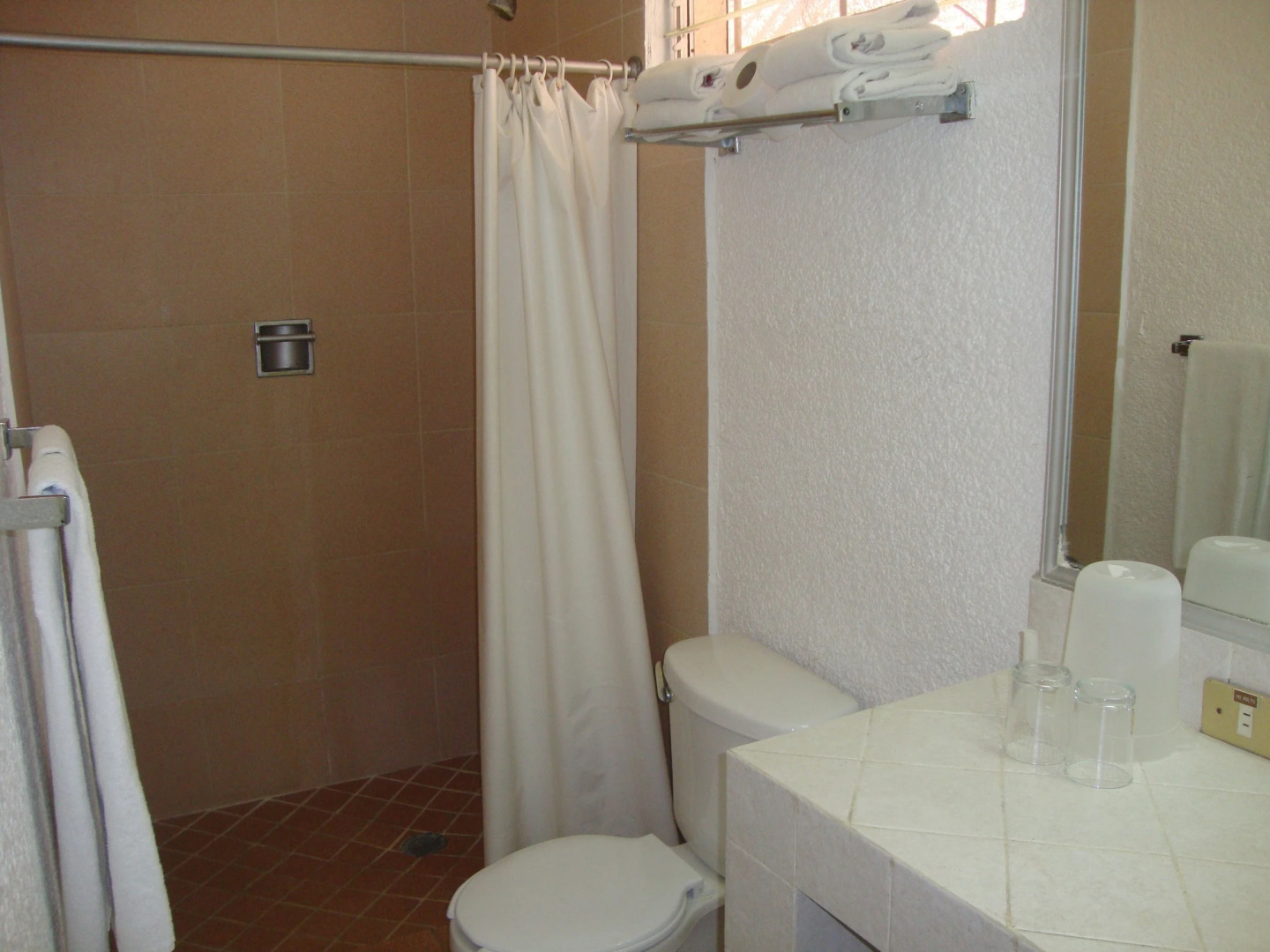 Sands Acapulco Hotel & Bungalows