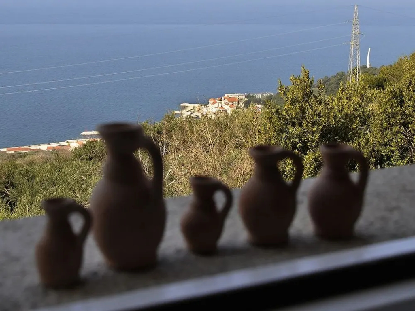 Stylish, Quiet and Beautiful Views Villa With a Pool