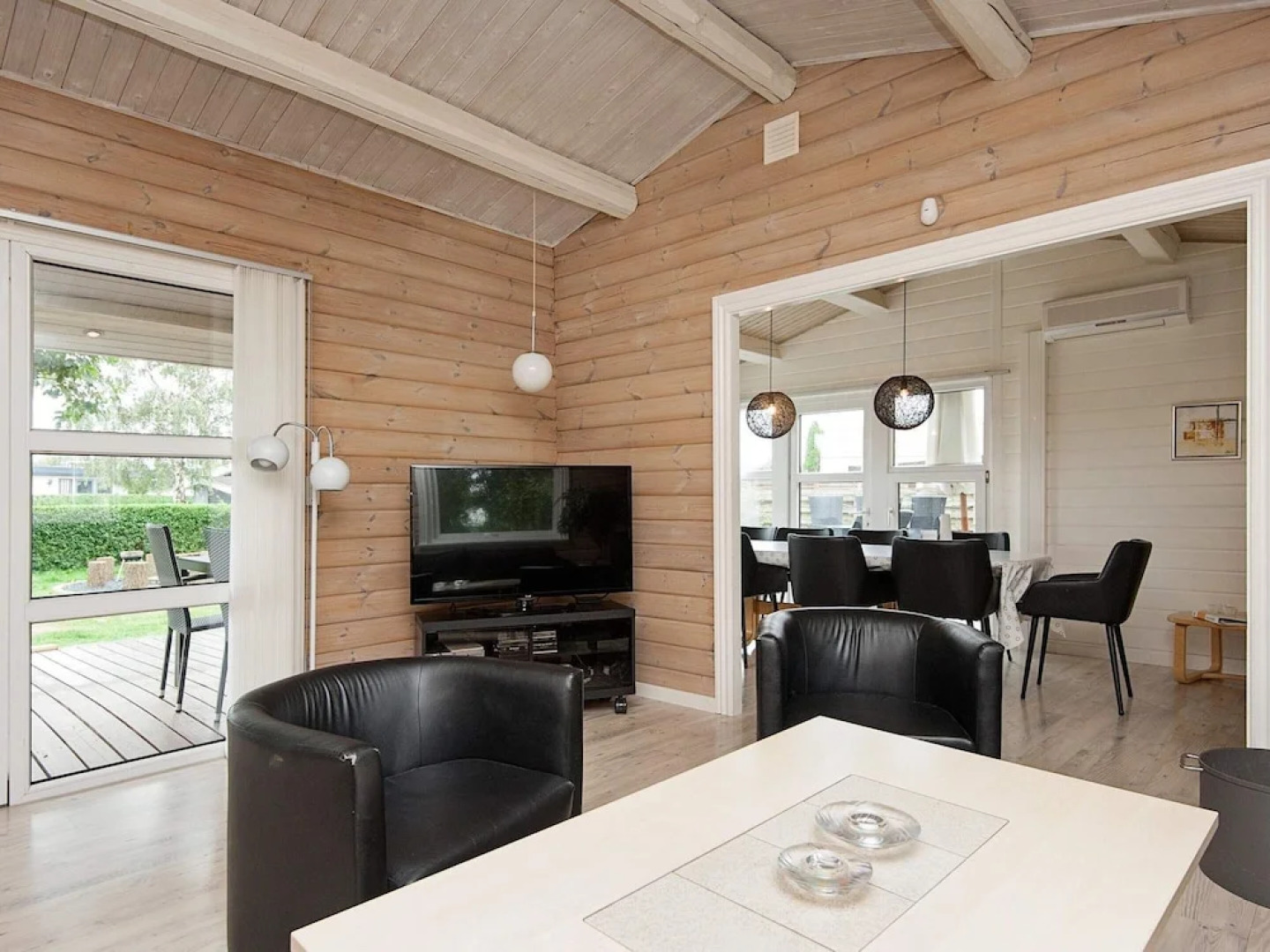 10 Person Holiday Home in Juelsminde-by Traum