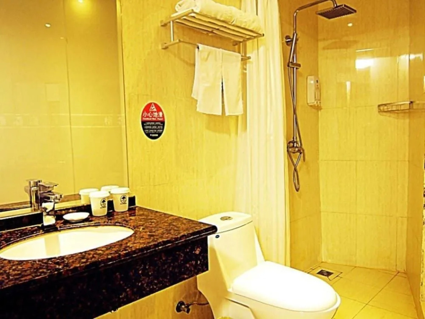 GreenTree Inn Lianyungang Ganyu South Station Express Hotel