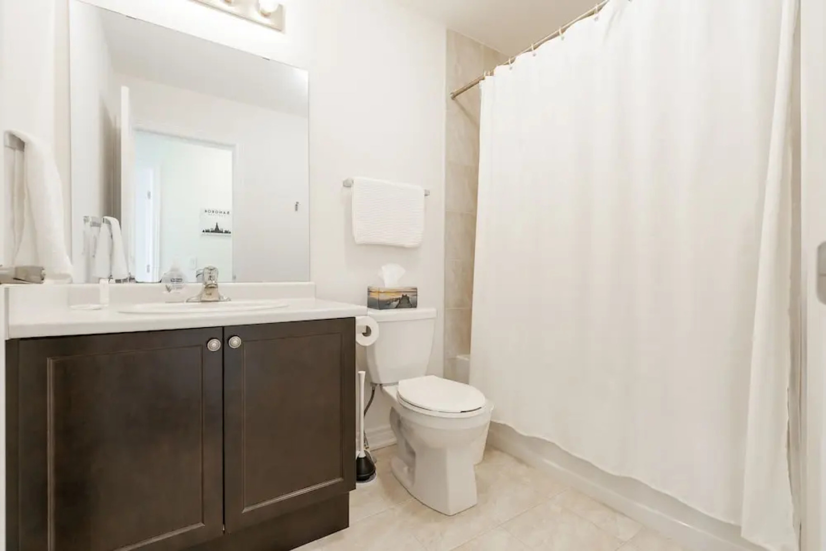 Luxurious Brand New Four Bedroom Townhouse