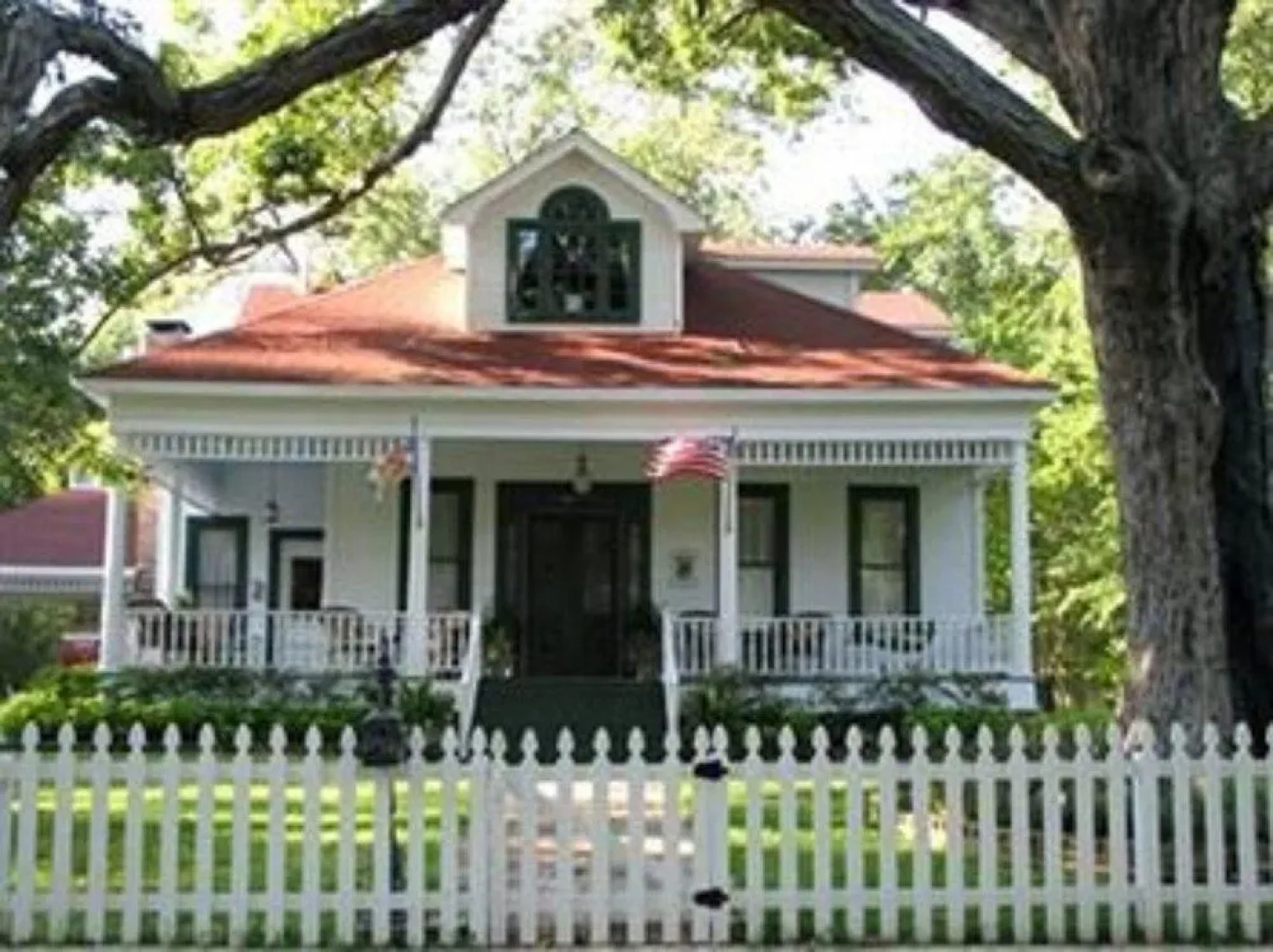 White Oak Manor Bed & Breakfast