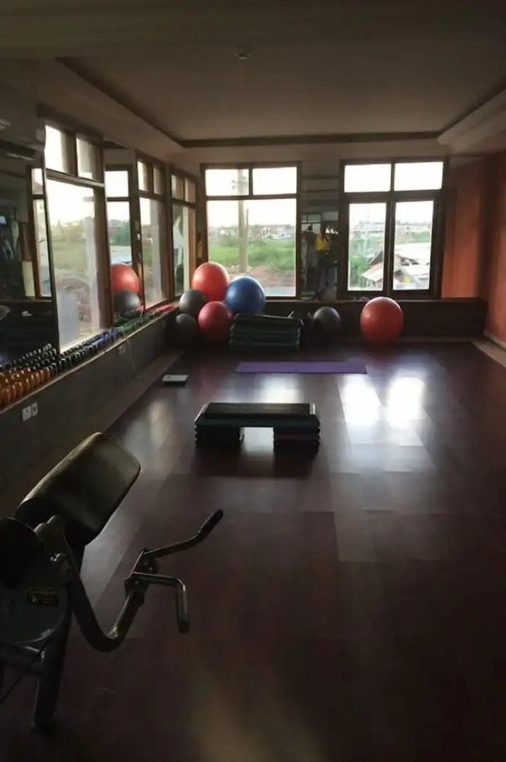 Raybow International Hotel