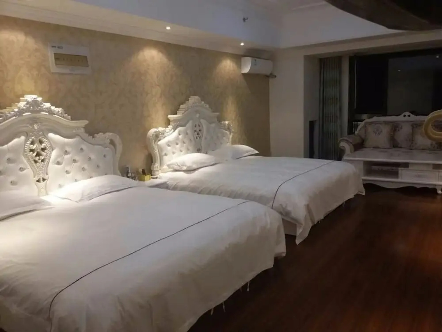 Taishan Orange Hotel Wanda Plaza