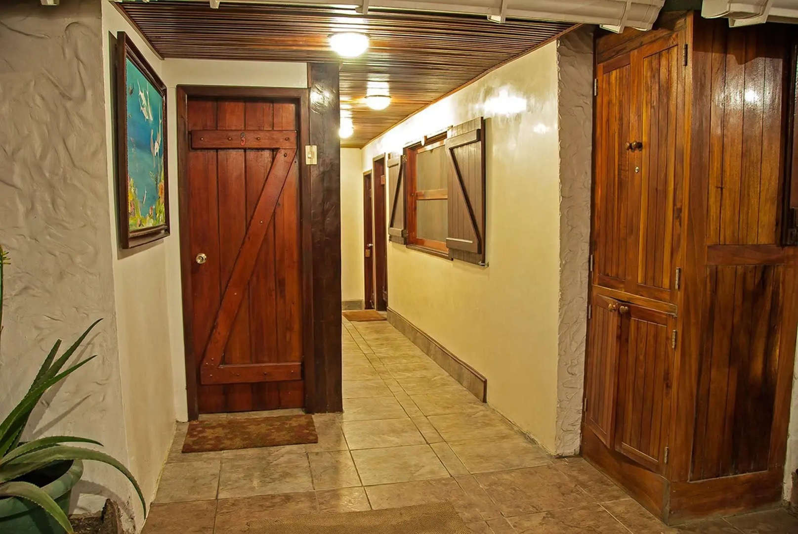 The Wooden House Lodge