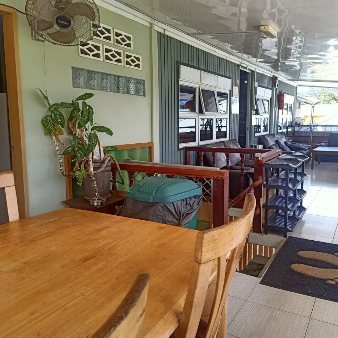 OYO 90366 Home Valley Guesthouse Tambunan