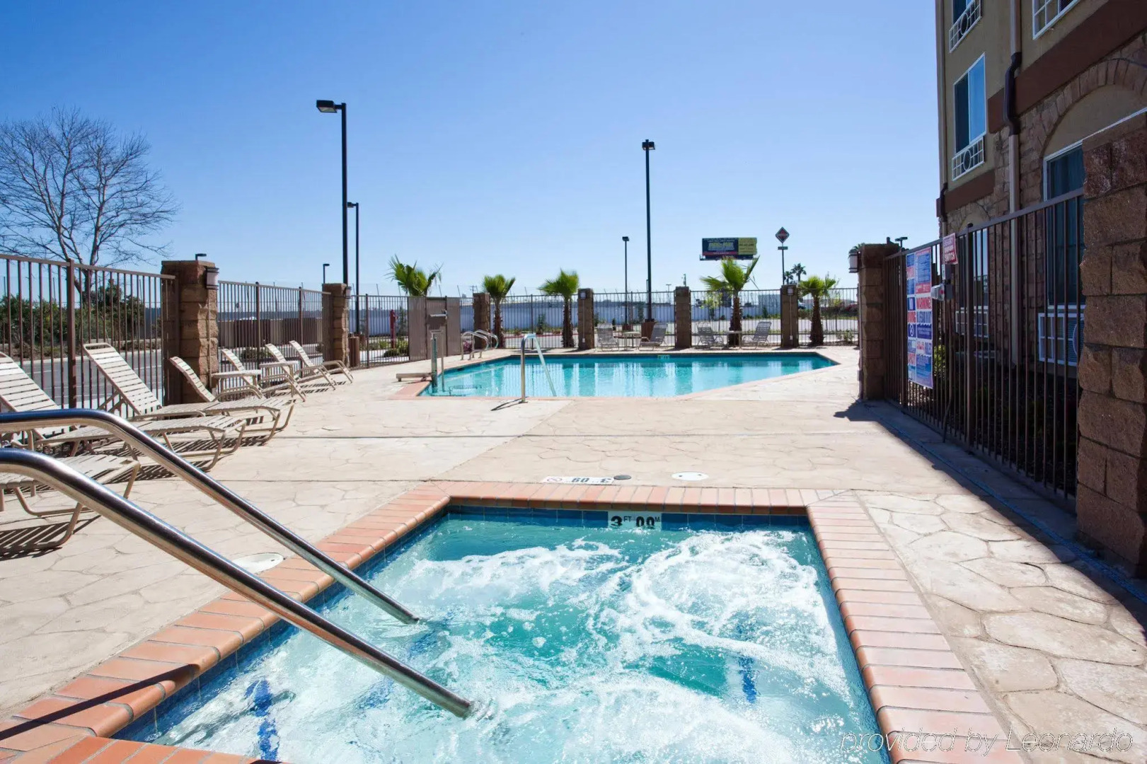 Holiday Inn Express Hotel & Suites Fresno South by IHG