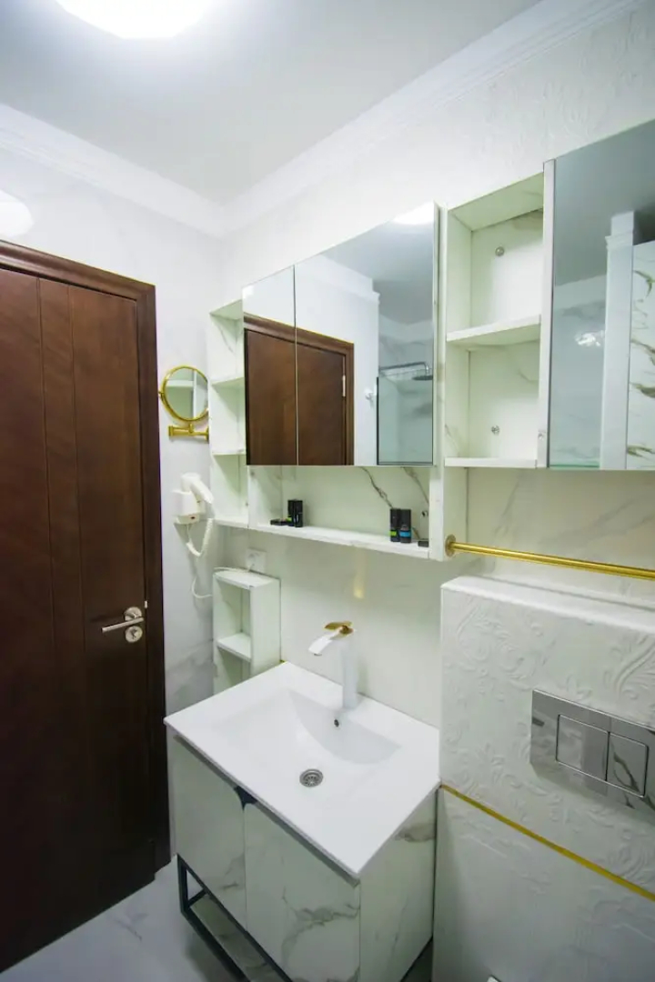 Dollaku Apartments