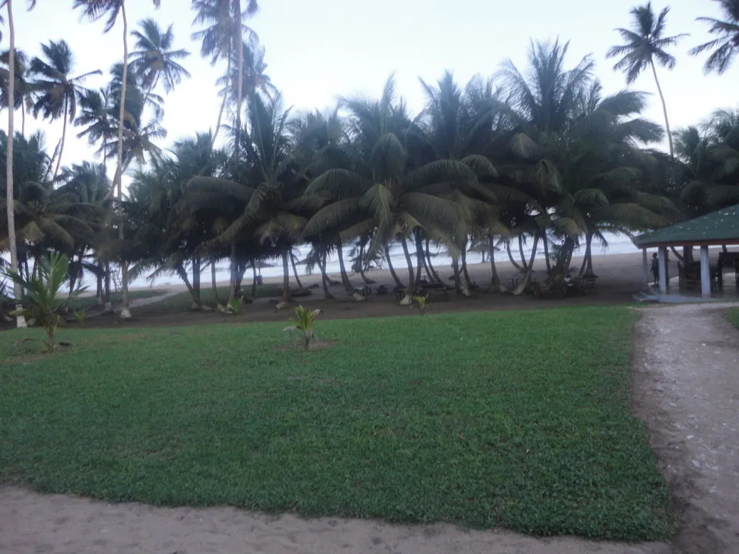 Tenack Beach Resort & Hotel