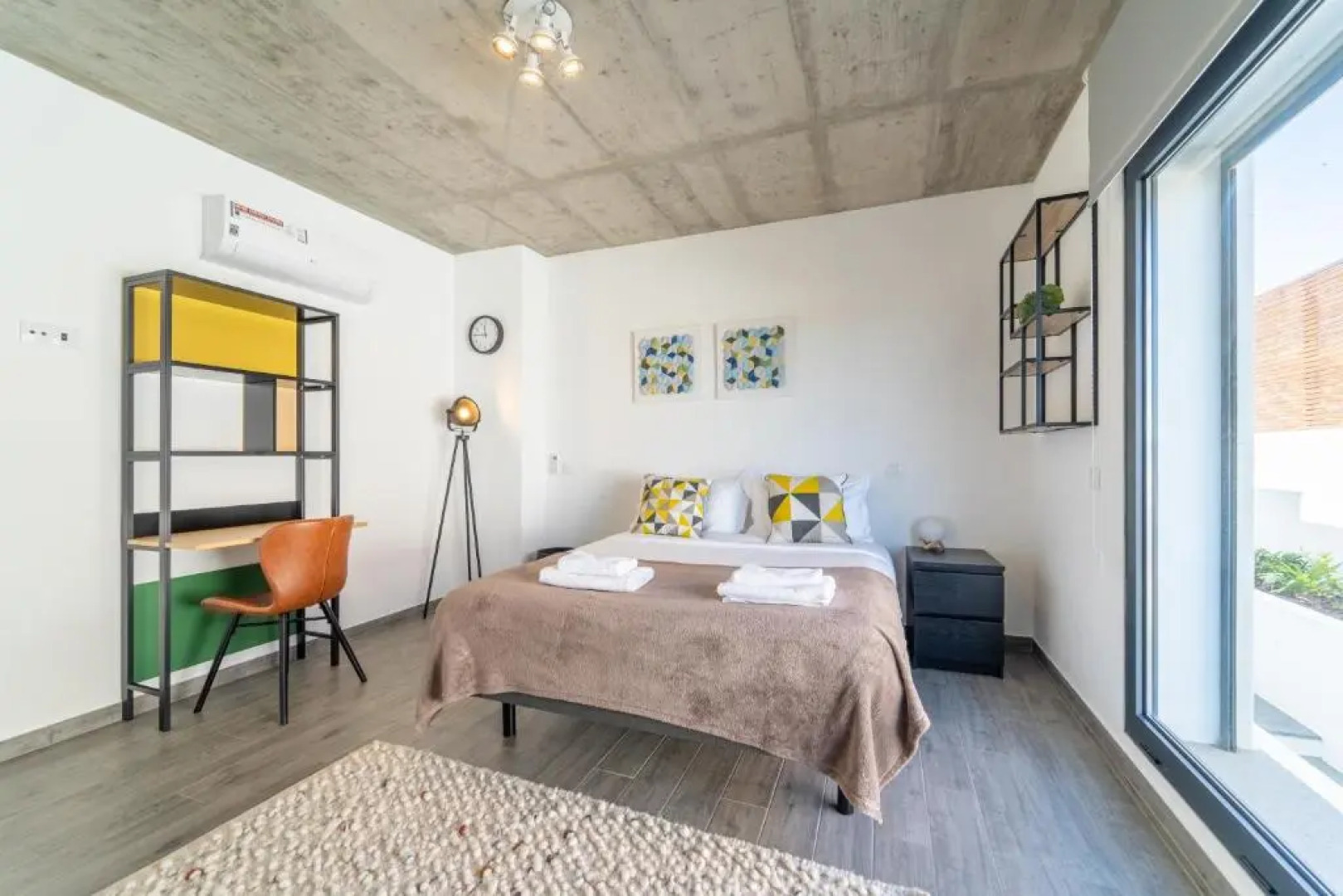 As Andorinhas - Walking distance to Monte Clerigo and Amoreira beaches