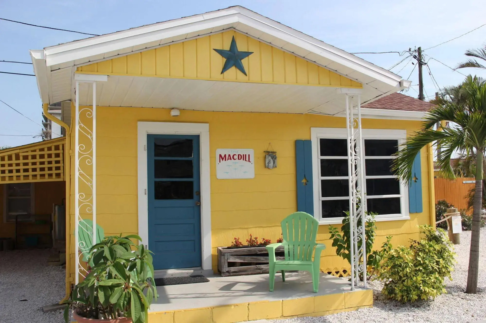 Sunset Inn & Cottages