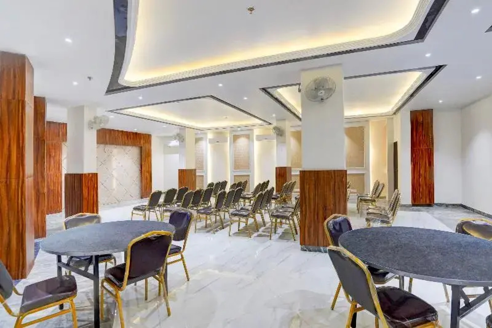 Townhouse 1363 Hotel Lindo Lugar