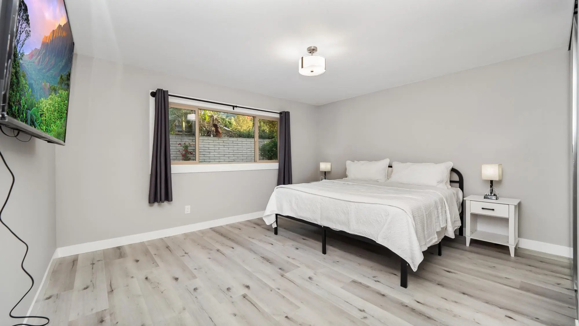 Heated Pool & Spa ensuite Villa