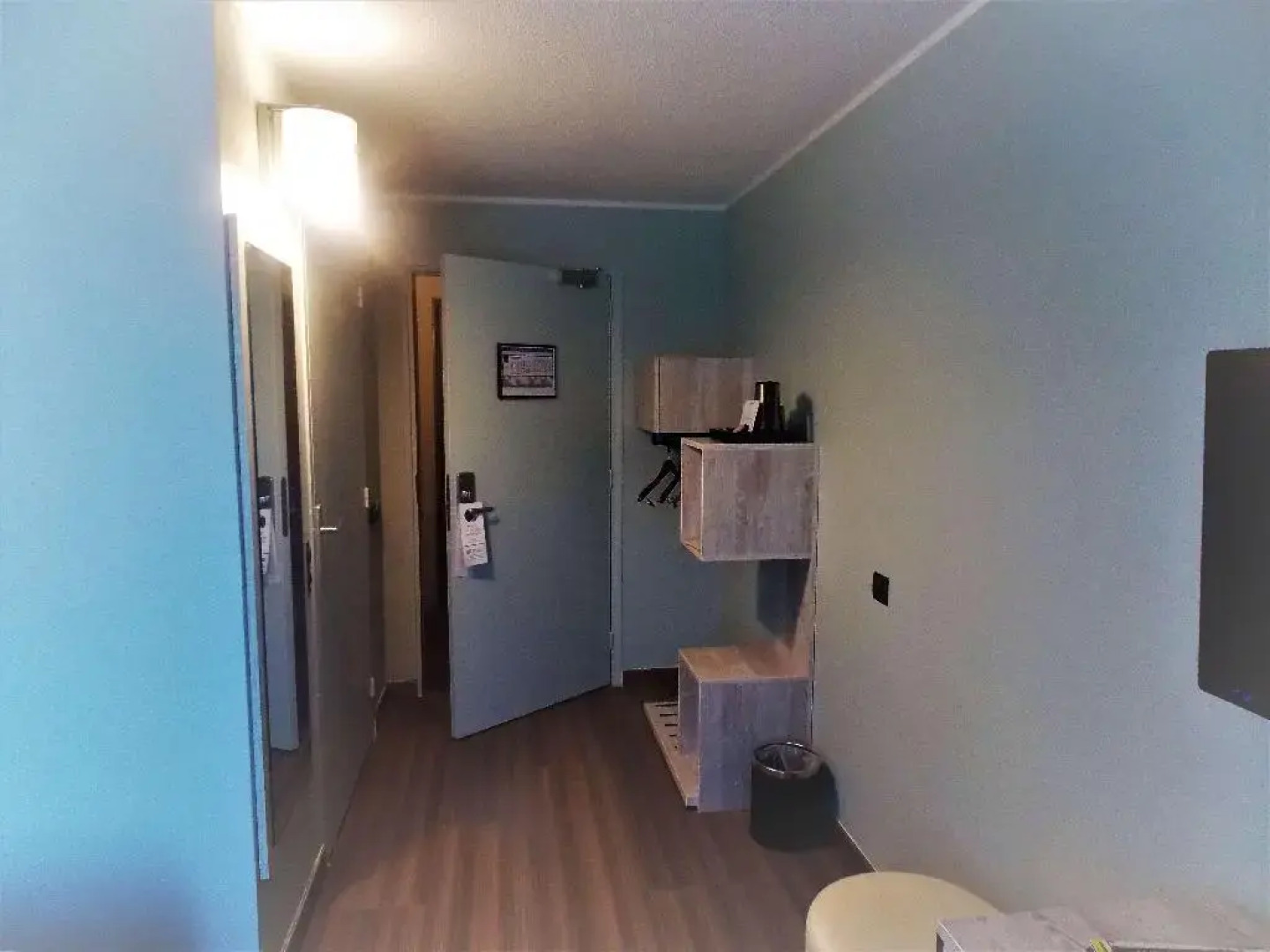 Отель Logis Hôtel Uzès Pont du Gard