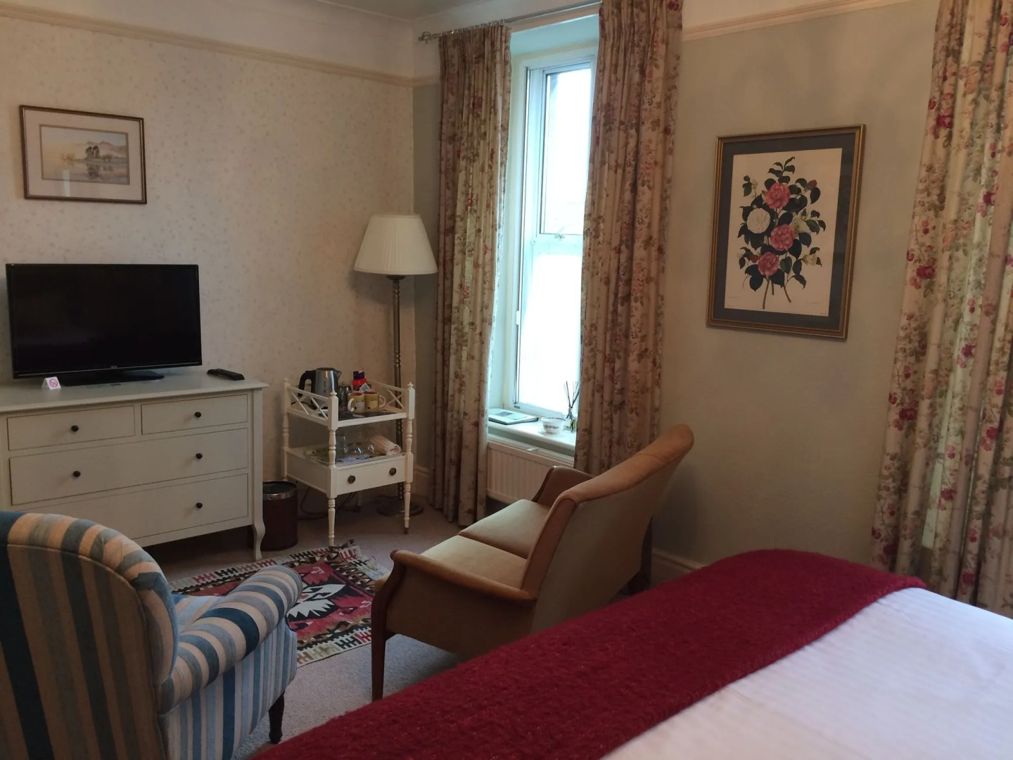 Milton House Studio Apartment Suites