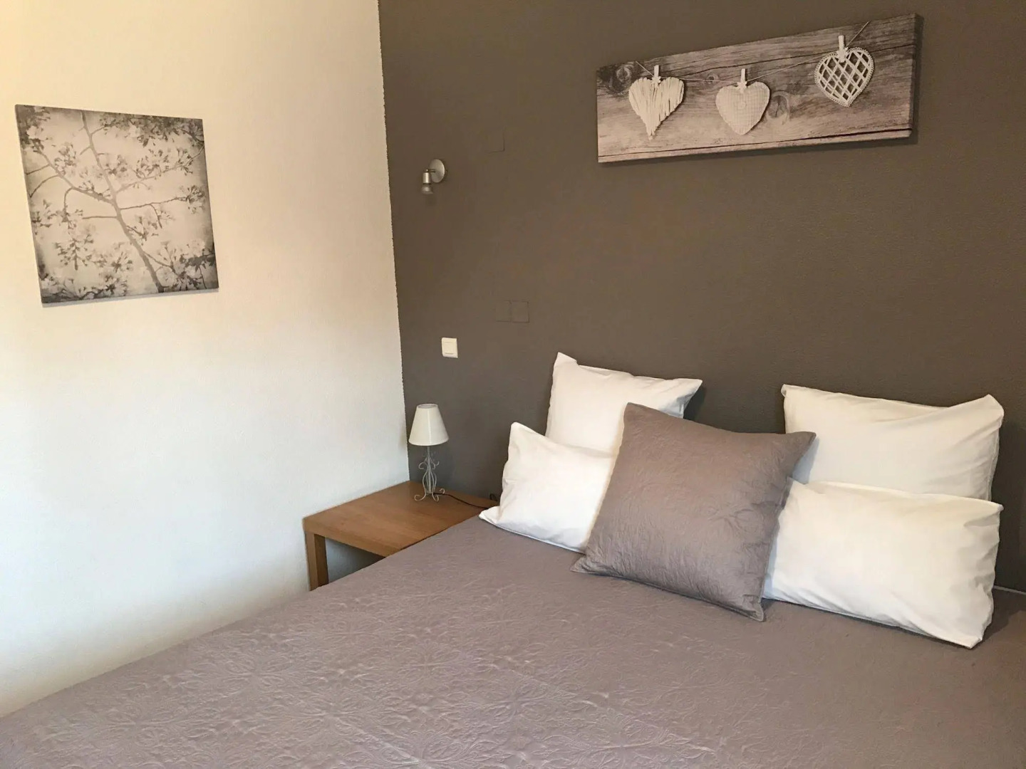 Hotel le president GARE TGV NIMES PONT DU GARD