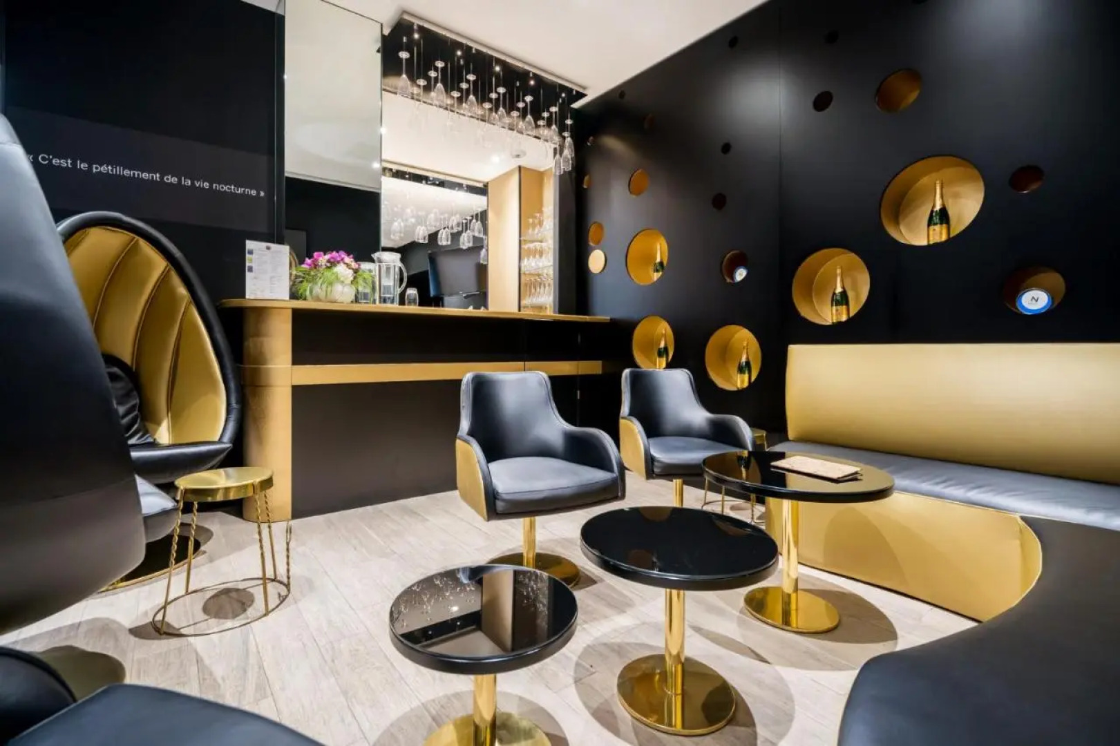 Hotel Les Bulles de Paris