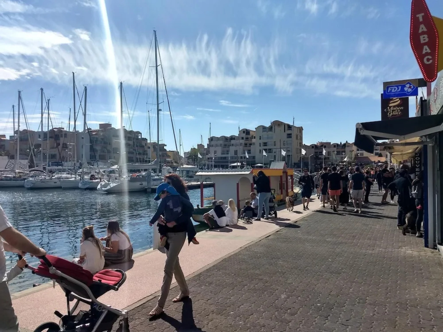 Studio in Gruissan, With Wonderful City View and Pool Access - 300 m F