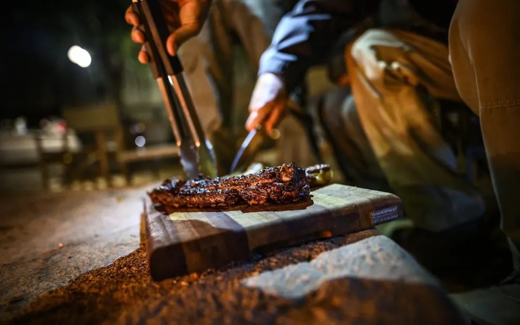 Toro River Lodges Big 5 Exclusive Safari