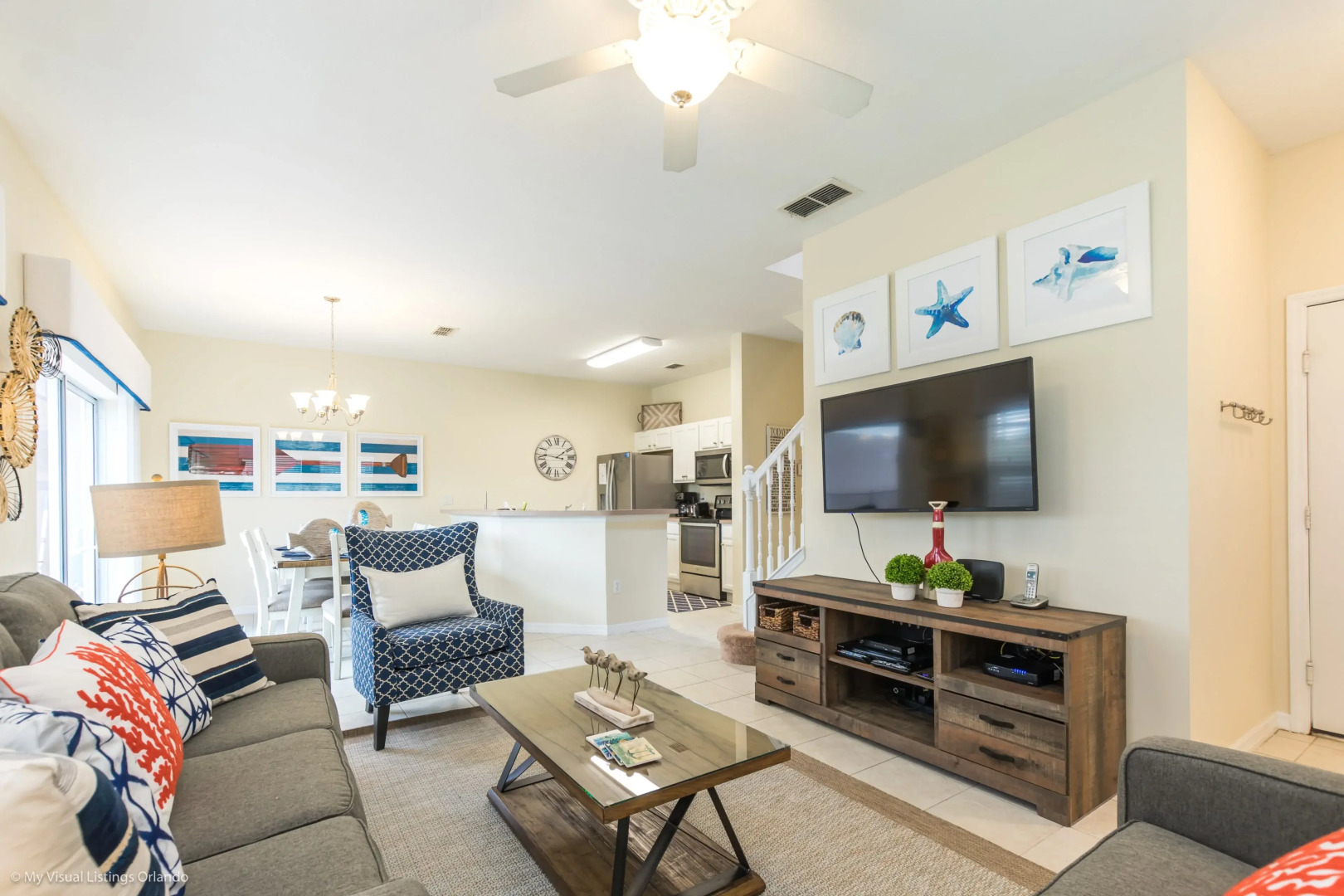 4 bed town home with full size pool Close to Disne