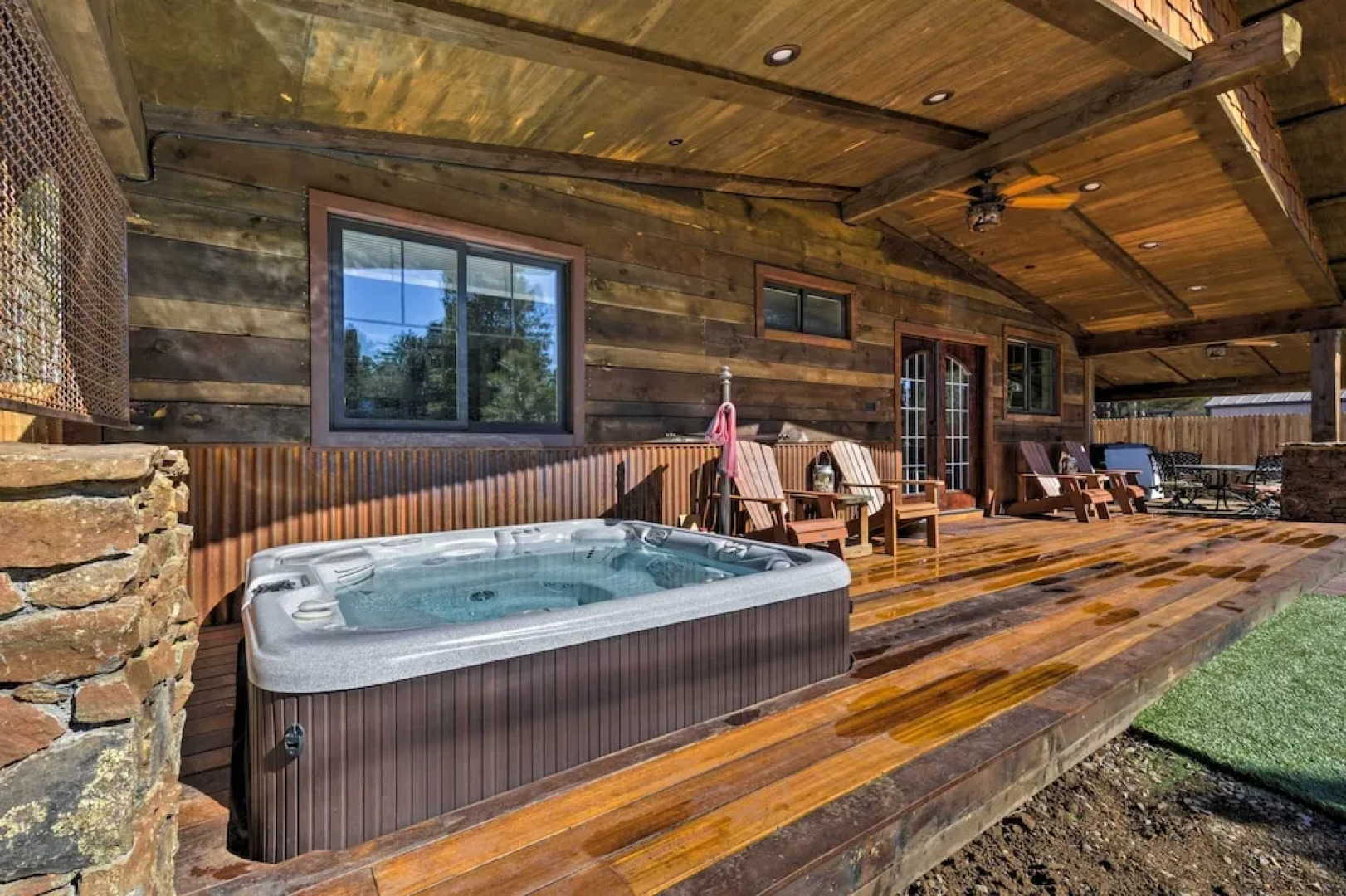 Home w/ Jacuzzi: 10 Mi to NAU & Flagstaff!