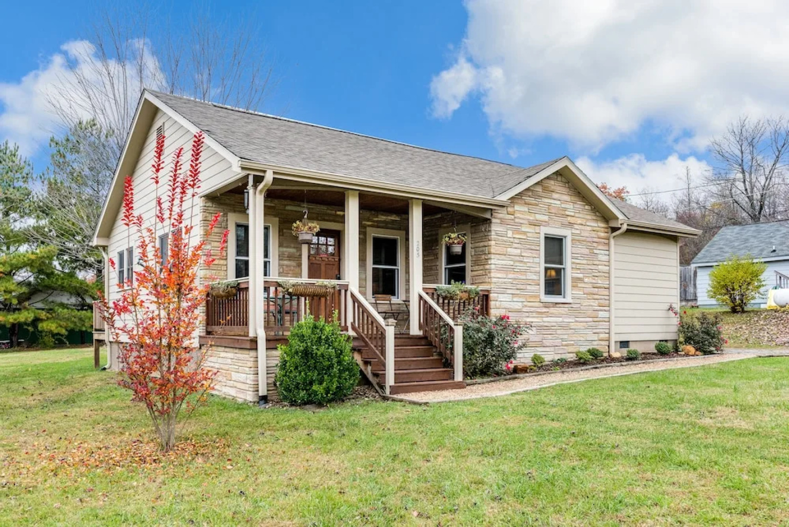 205 Kerlee Heights Rd Home