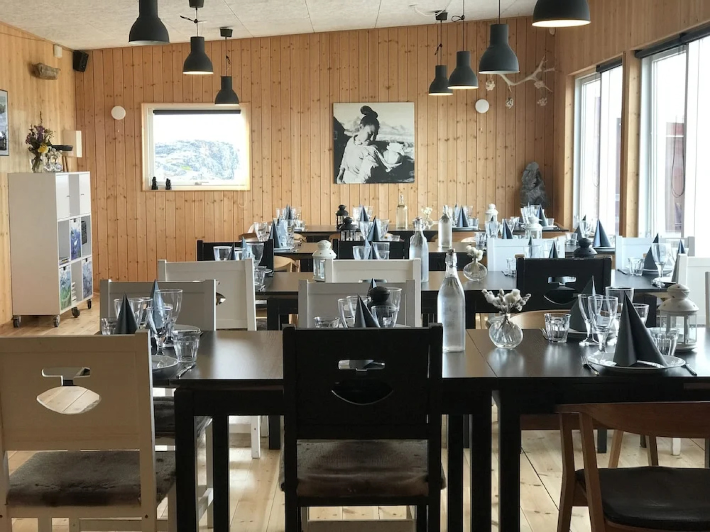 Inuk Hostels