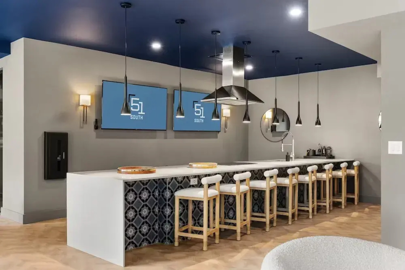 Luxury Apartments by Hyatus White Plains