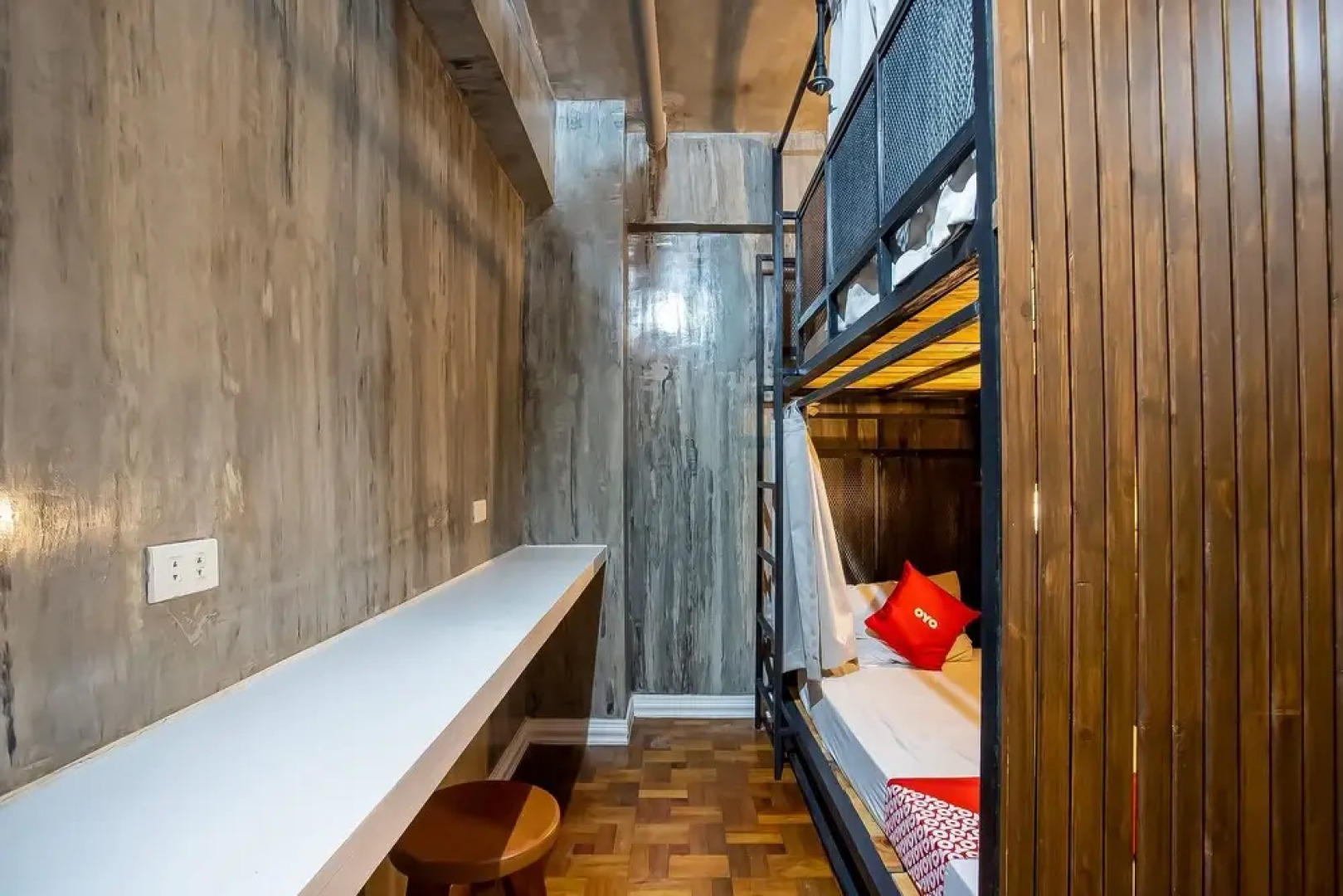 OYO 821 Connector Hostel