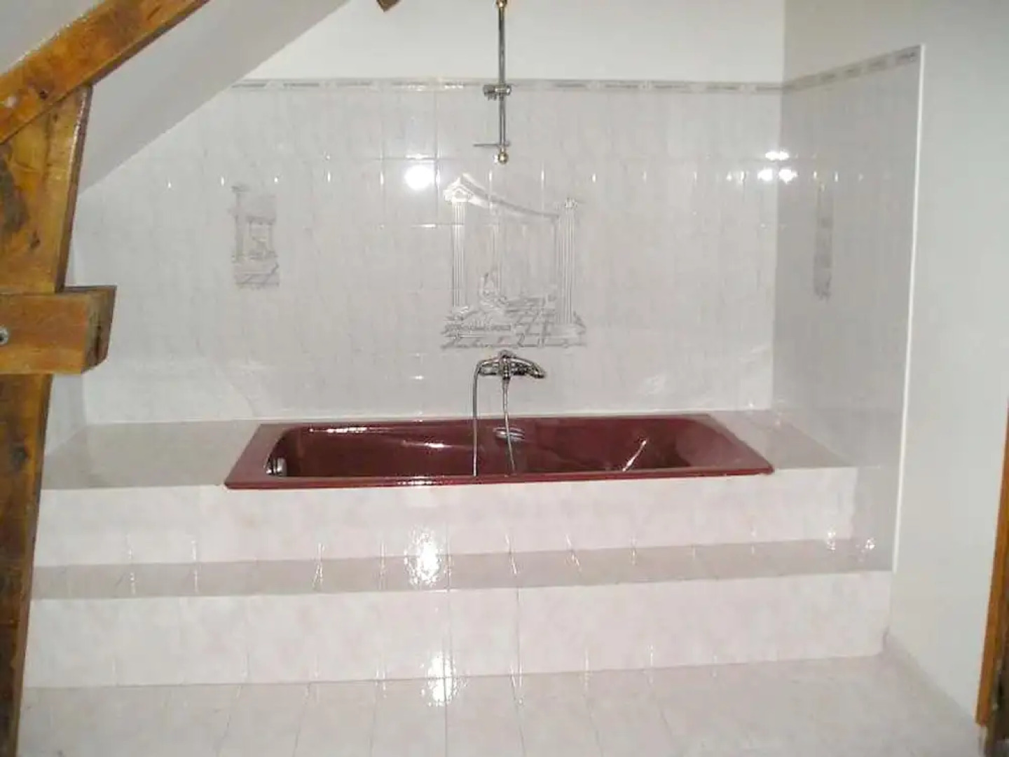 Mansion With 4 Bedrooms in Courtenay, With Wonderful Lake View, Enclos