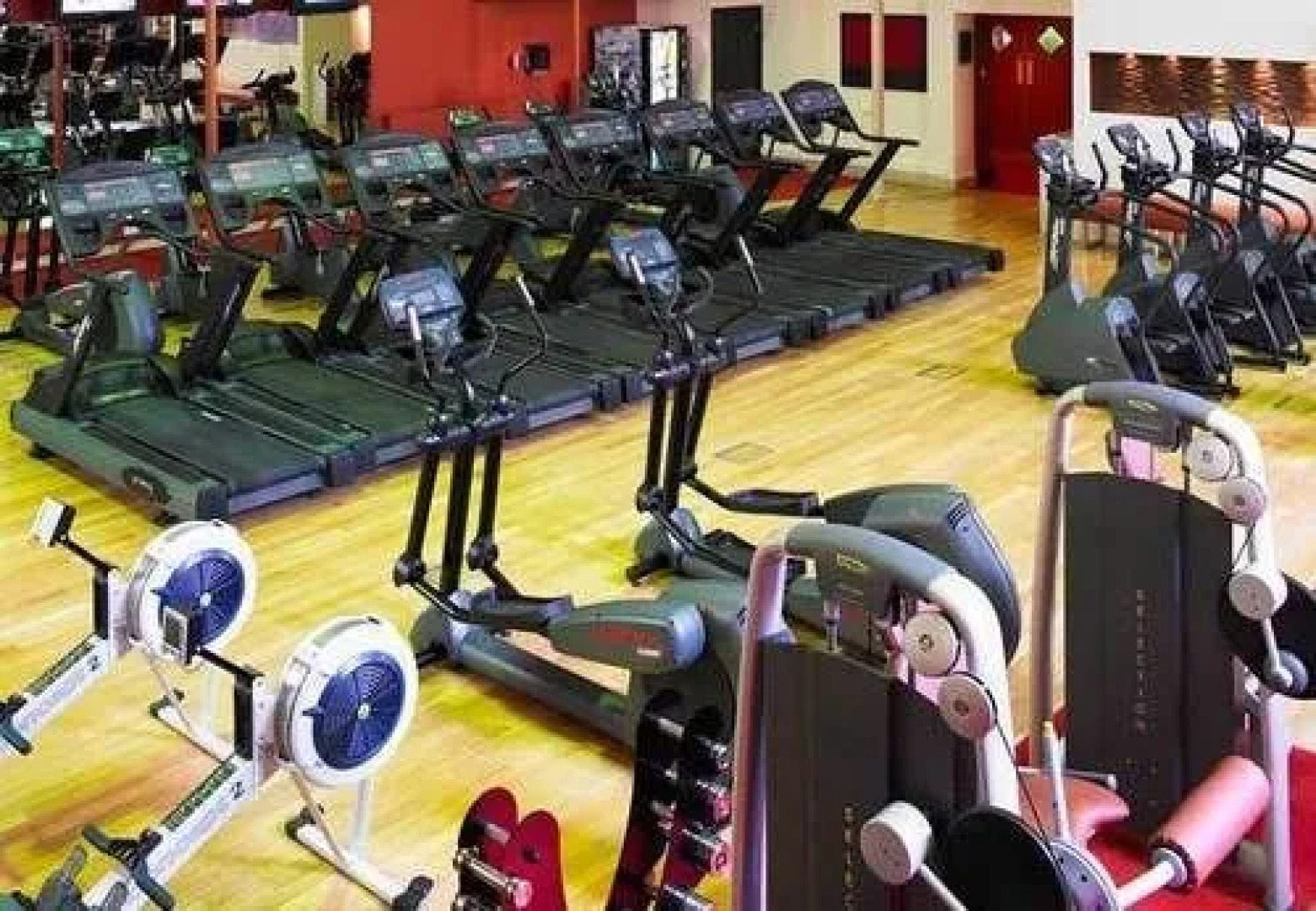 St. Pierre Marriott Hotel & Country Club