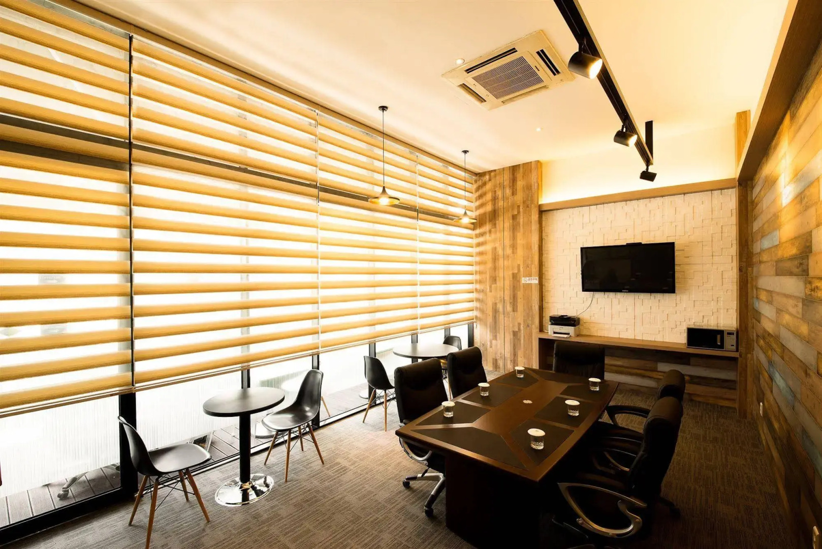 Smart Hotel Geumjeong