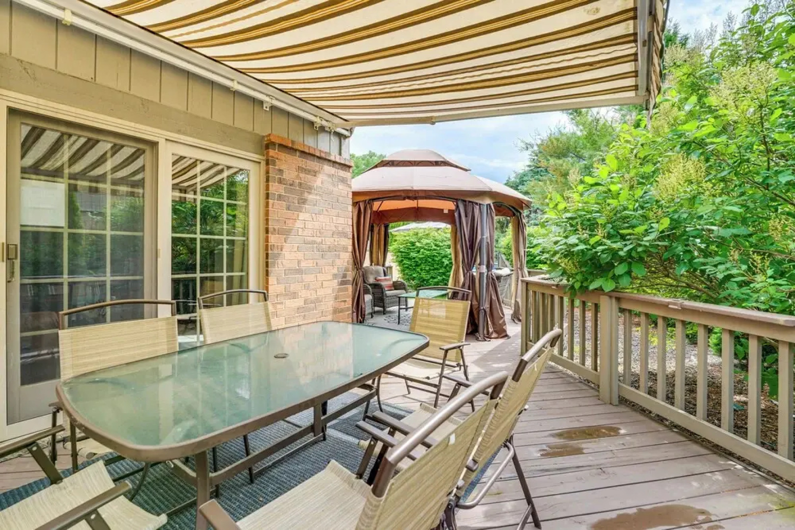 Sterling Heights Getaway w/ Fire Pit!