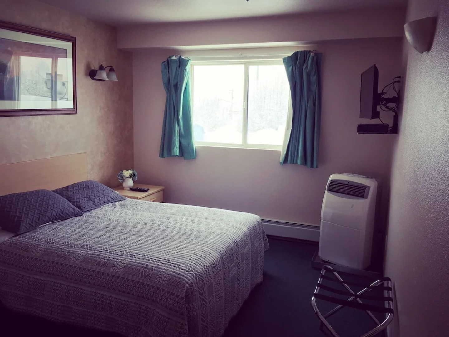 Windbreak Hotel