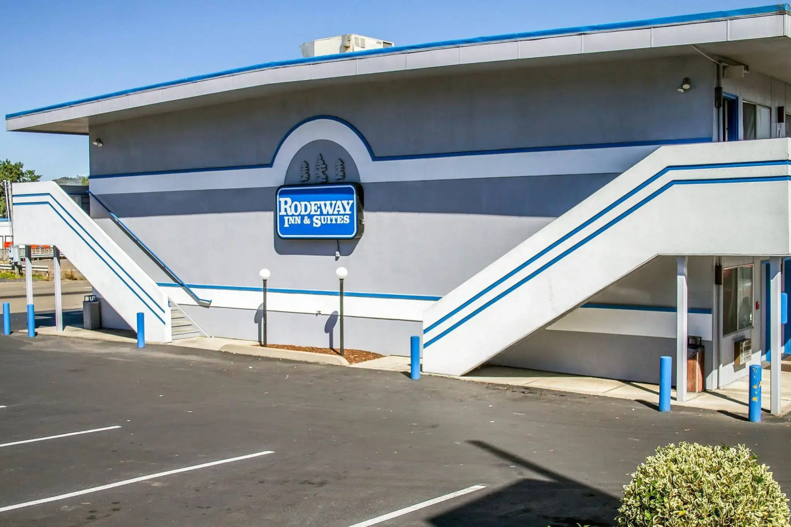 Rodeway Inn & Suites Roseburg