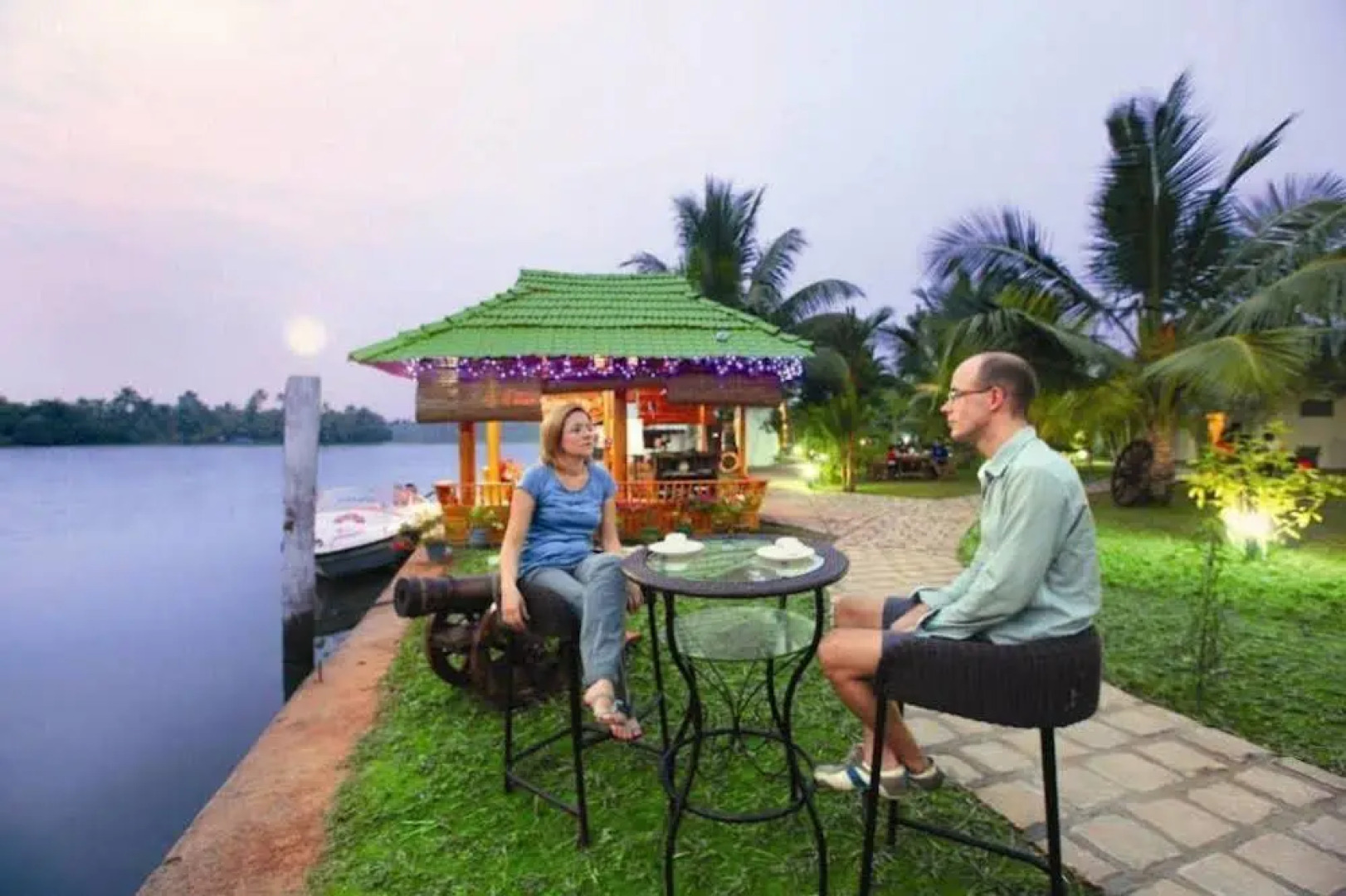 Emarald Pristine Island Floating Resort