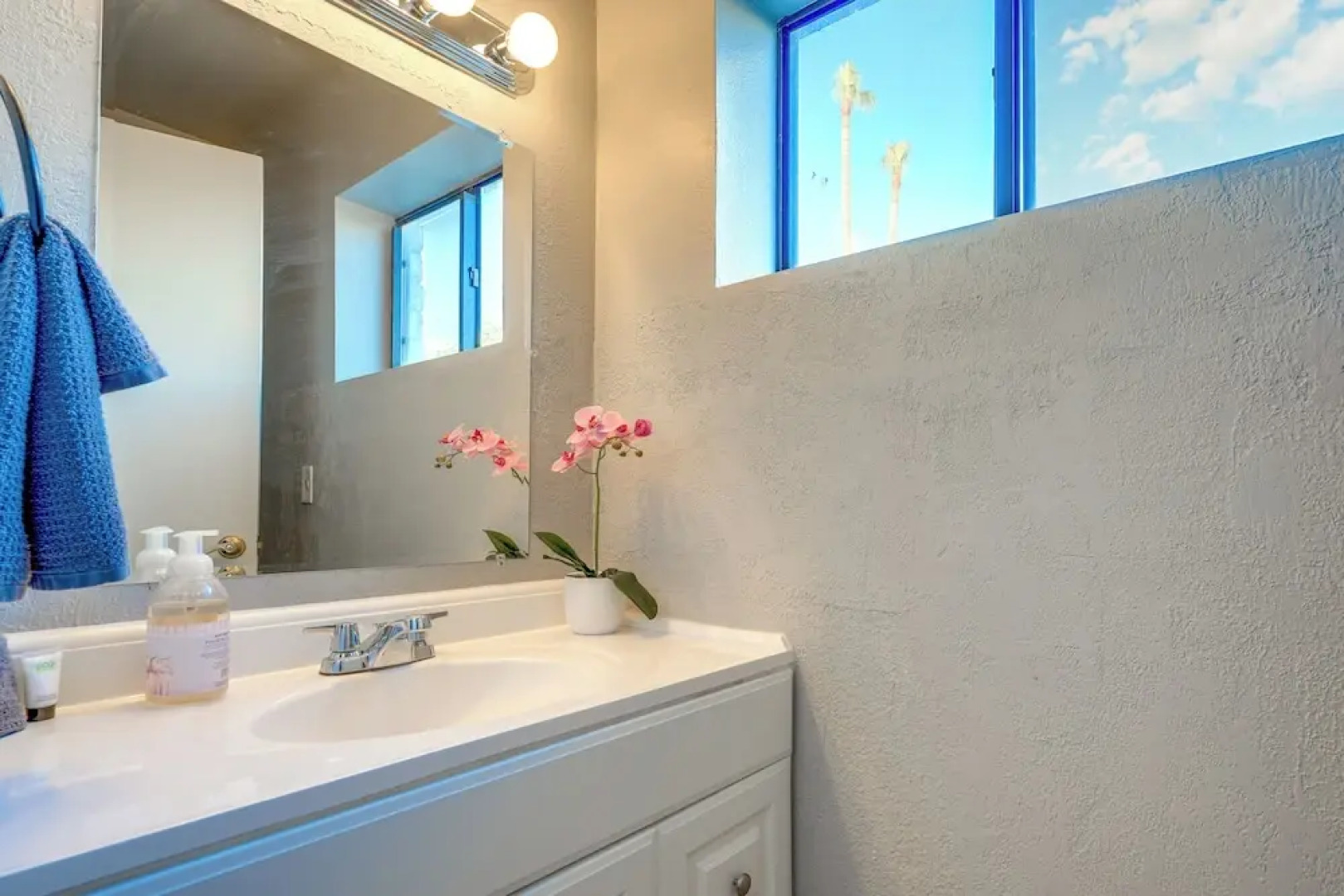 5 Mi to Asu: Tempe Home w/ Heated Pool & Fire Pit