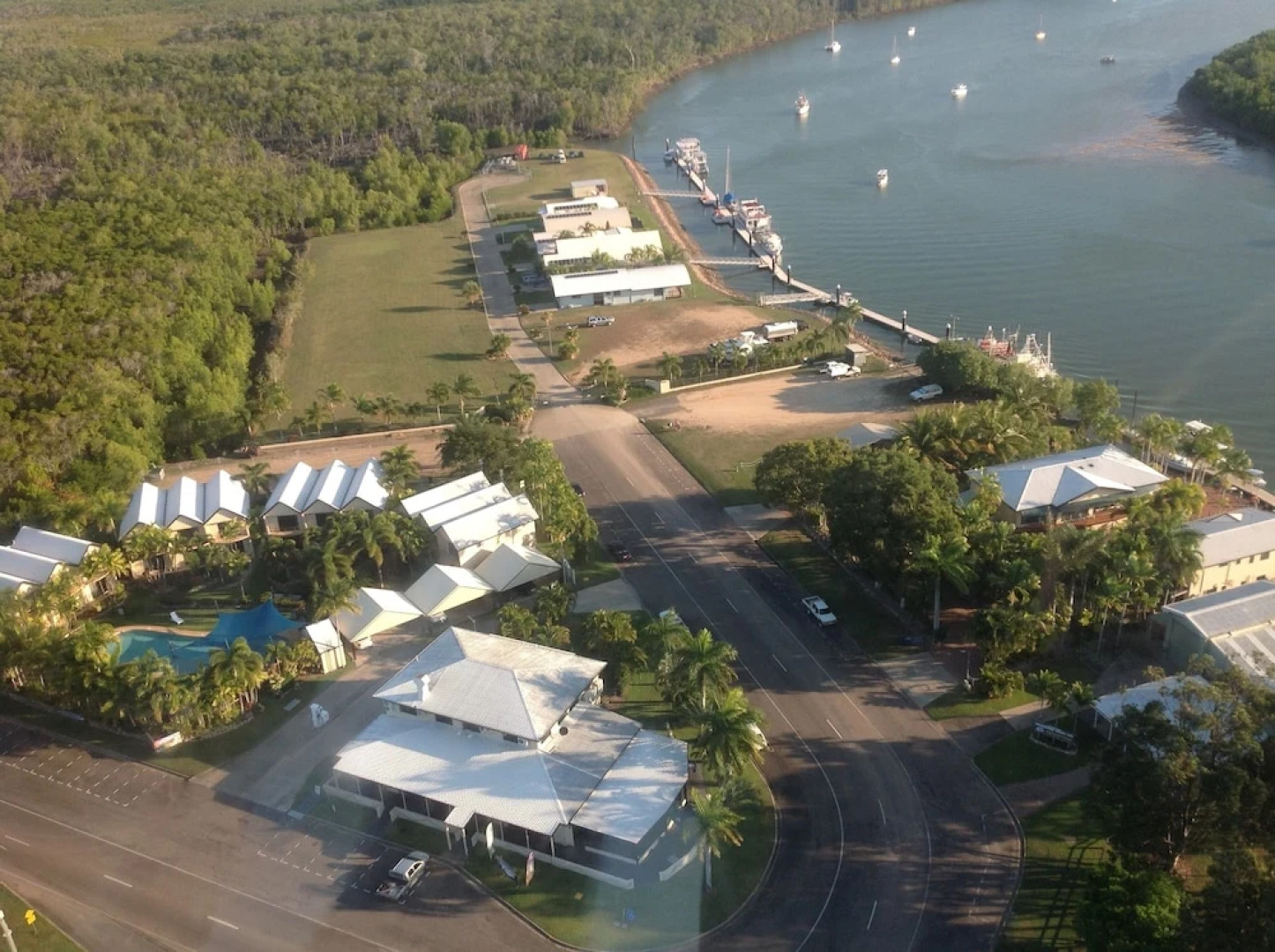 Hinchinbrook Marine Cove Resort