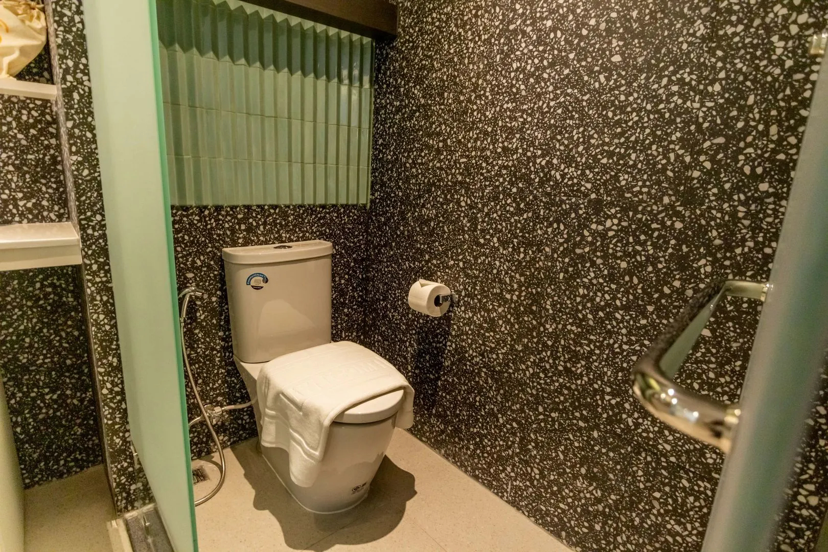 Seekers Finders Rama IV Hotel, SureStay Collection by BW