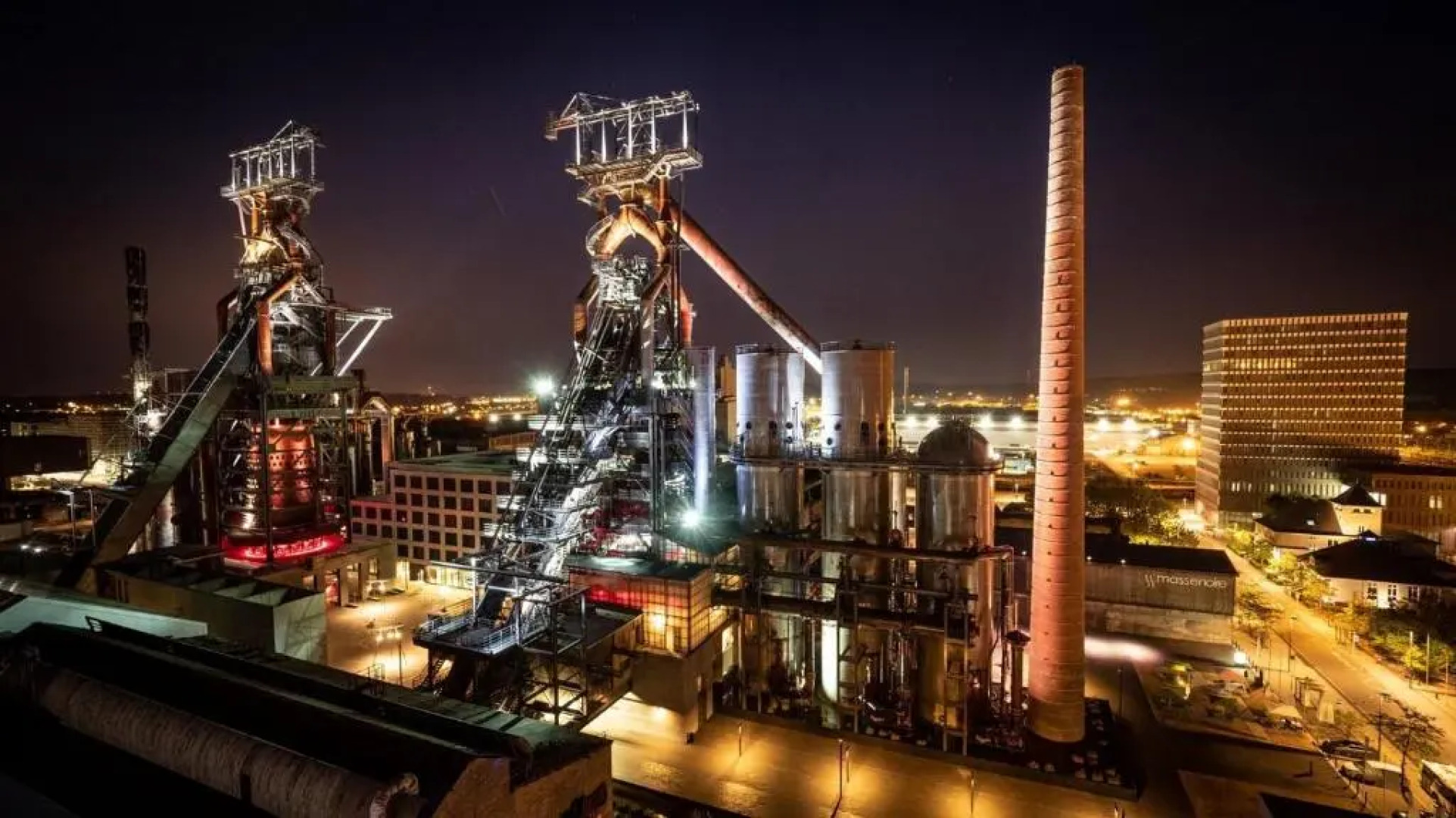 Studio situé aux abords de la forêt avec parking