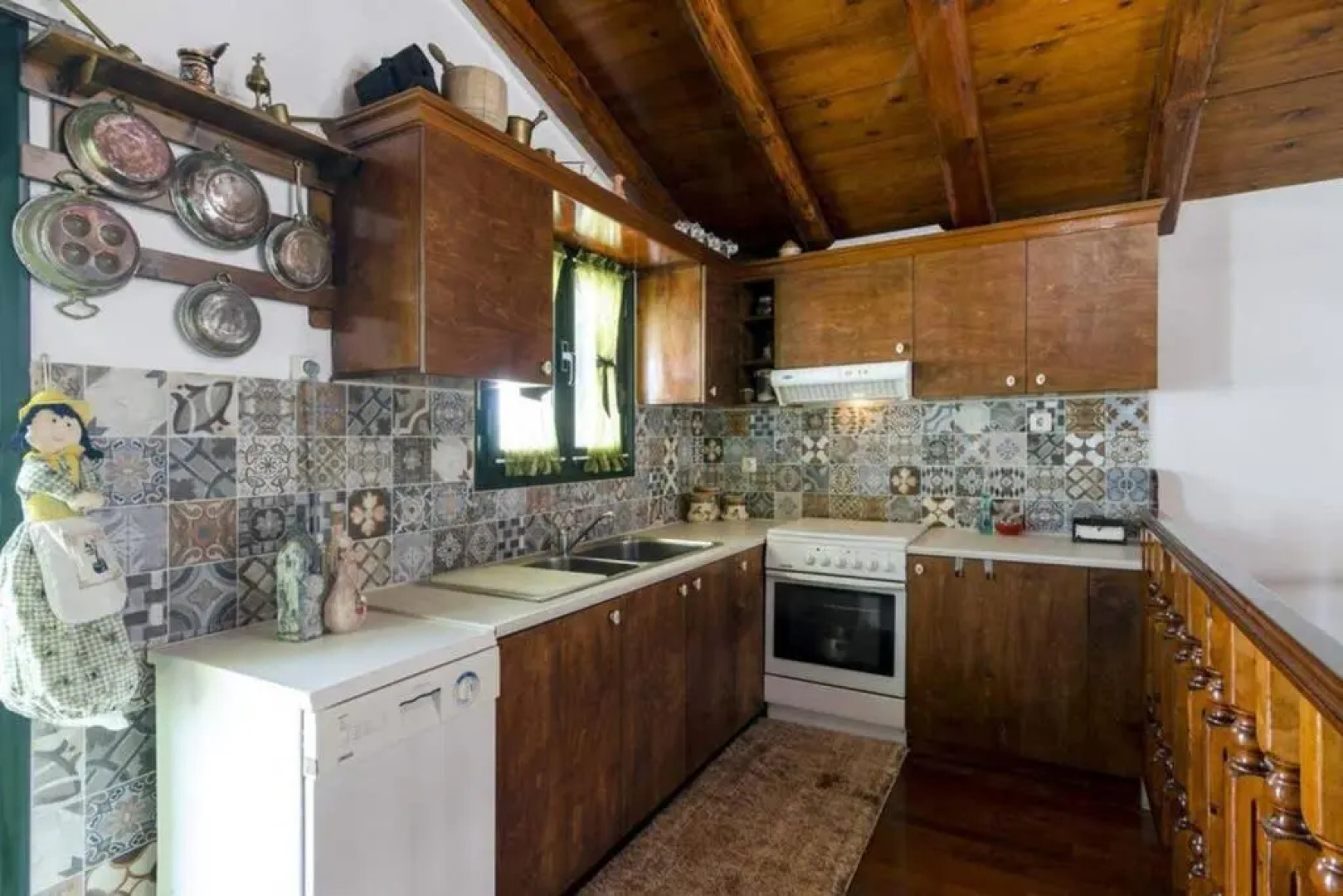 Korina’s wood house