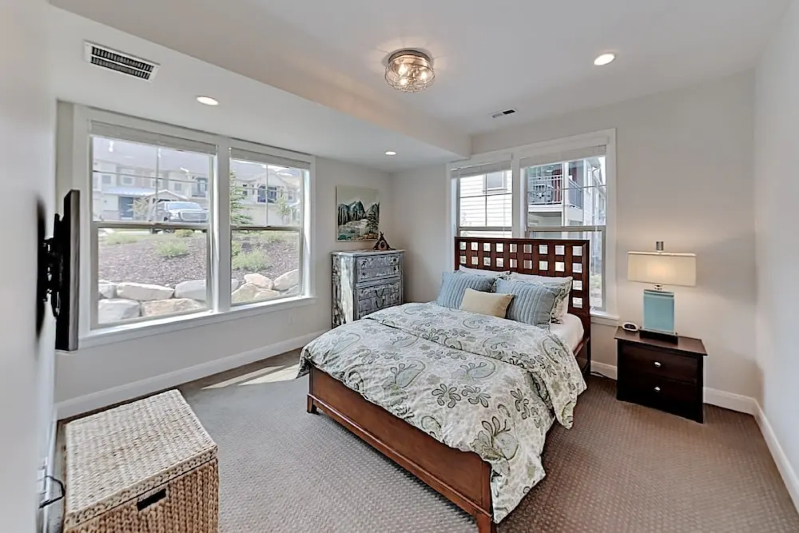 1072wcat 4 Bedroom Home