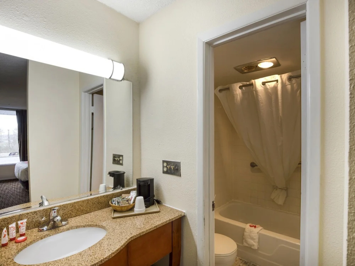 OYO Hotel Wytheville I-77 & I-81