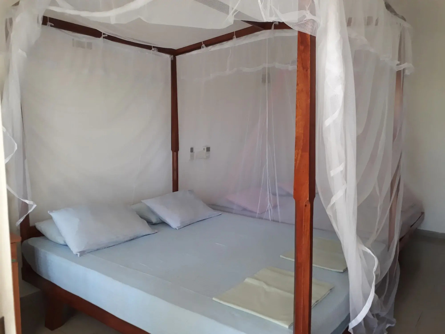 Traveller's Home Hotel