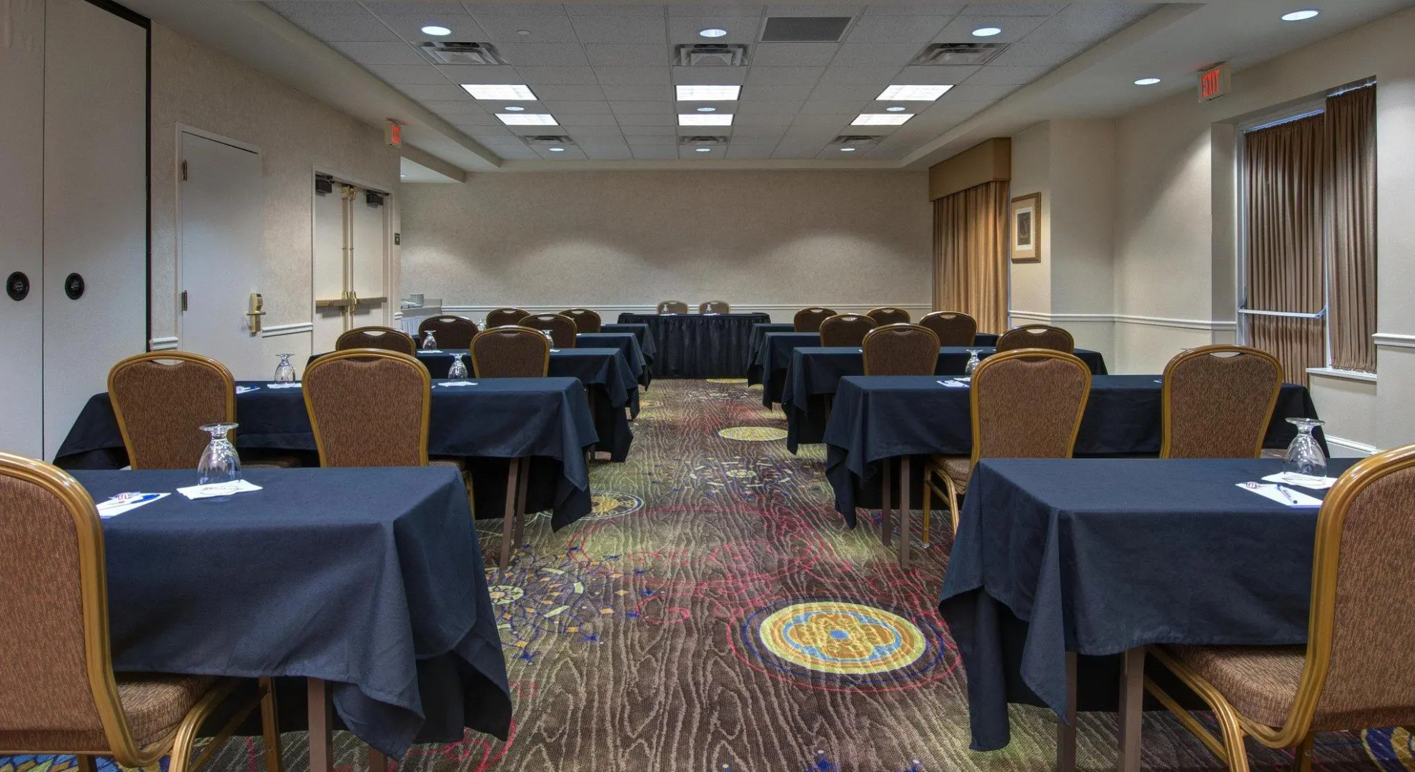 Hilton Garden Inn Detroit Metro Airport